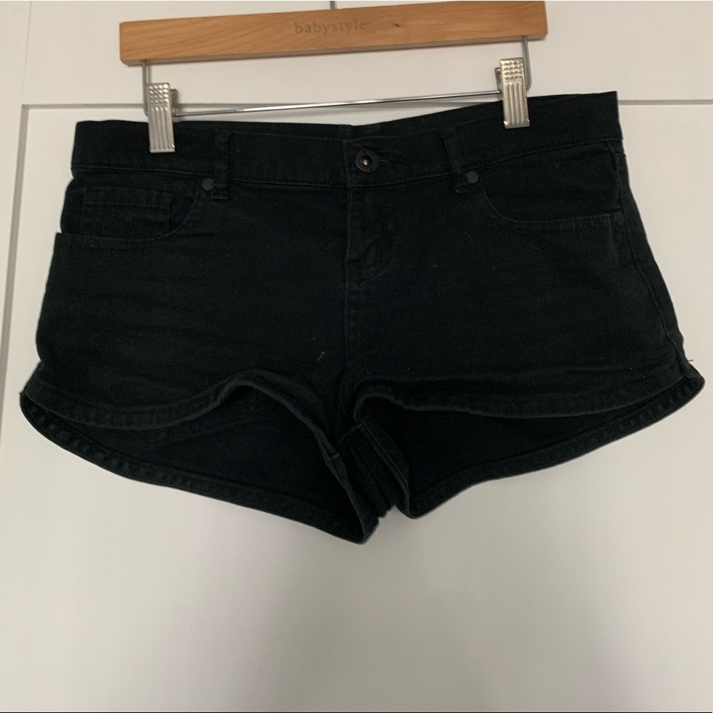 hurley black shorts